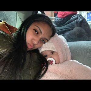 Meet your Posher, Elyana